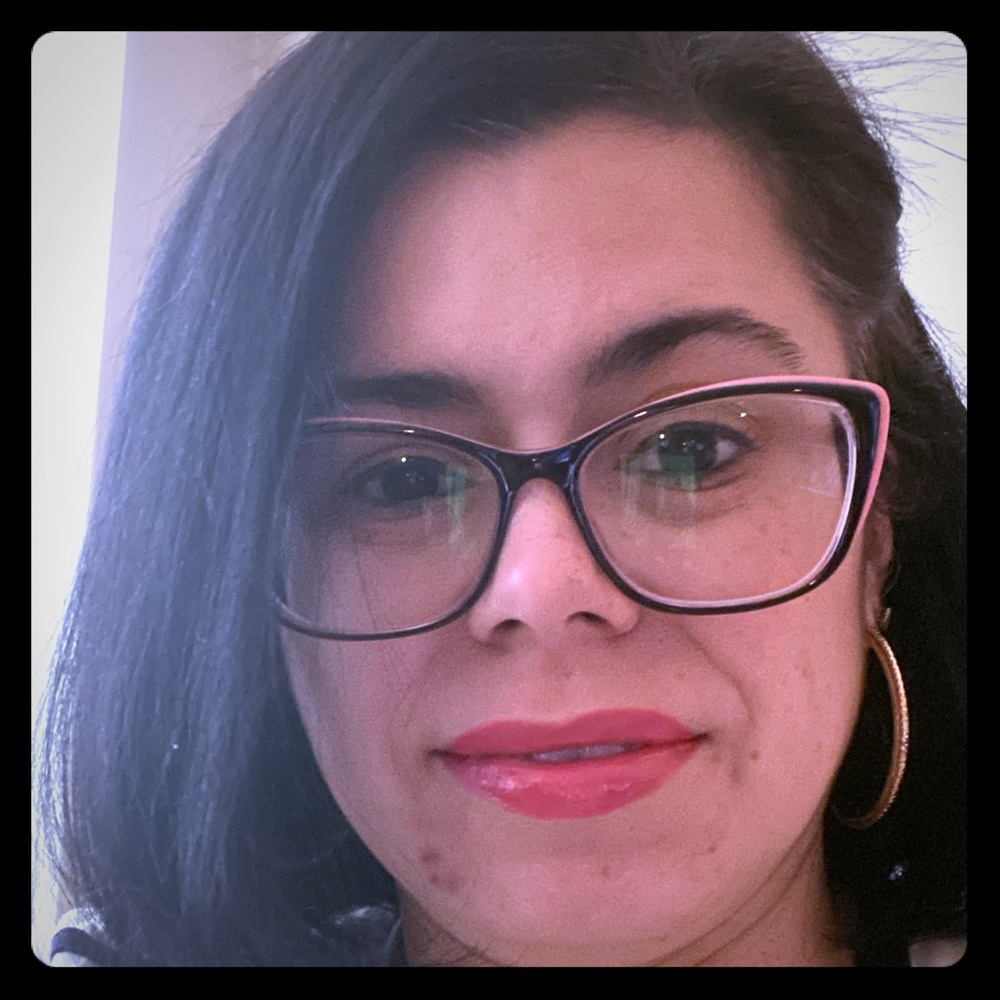 Meet your Posher, Leticia